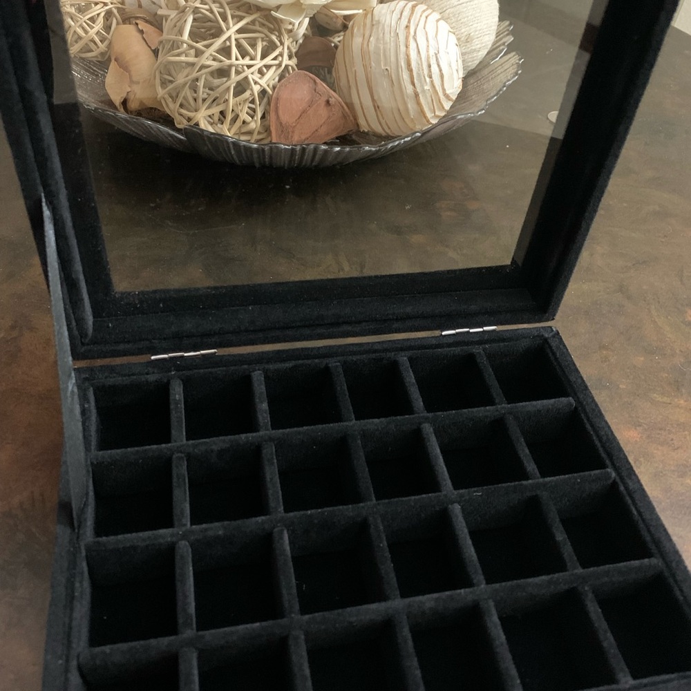 Jewelry box - Picture 5 of 5